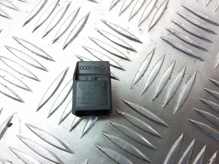 Volkswagen PASSAT B5 (1997 - 2000) 1J0959855 Кнопка стеклоподъемников — фото 3