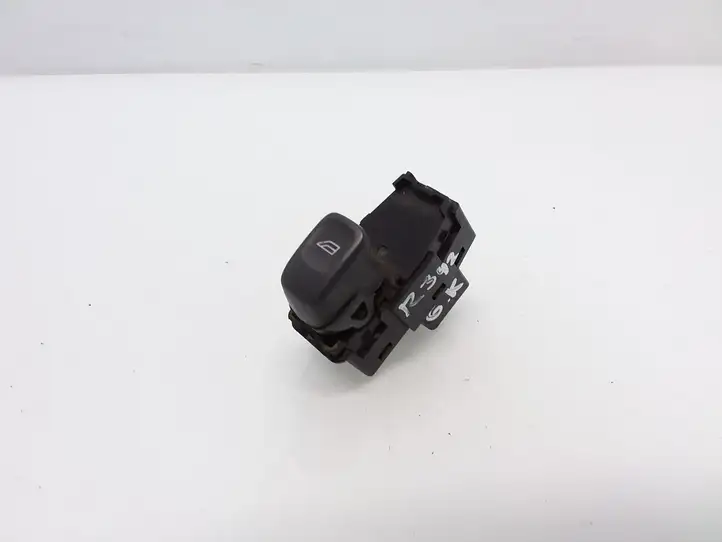 Volvo V70 (2000 - 2004) 9472275 Кнопка стеклоподъемников — фото 2