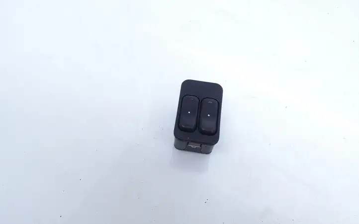 Opel Astra G (1998 - 2004) 90561088 Блок кнопок стеклоподъемников — фото 1
