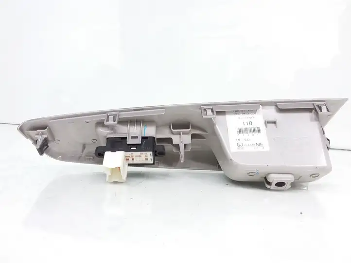 Subaru Forester SH (2008 - 2013) 94266FG510 Блок кнопок стеклоподъемников — фото 3