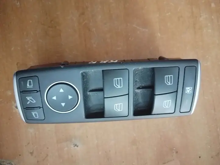 Tesla Model S (2016 - 2021) 2049055402 Кнопка стеклоподъемников — фото 1