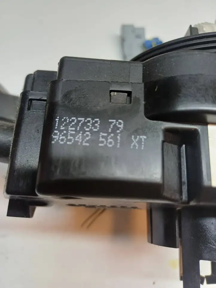 Peugeot 307 CC (2001 - 2005) 96542561XT Мултифункционный включатель управления / ручка — фото 4