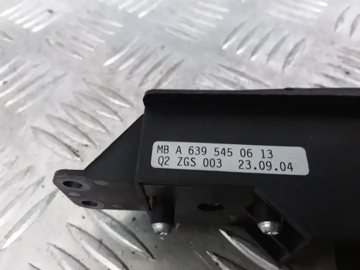 Mercedes-Benz Vito Viano W639 (2003 - 2010) A6395450613 Блок кнопок стеклоподъемников — фото 3