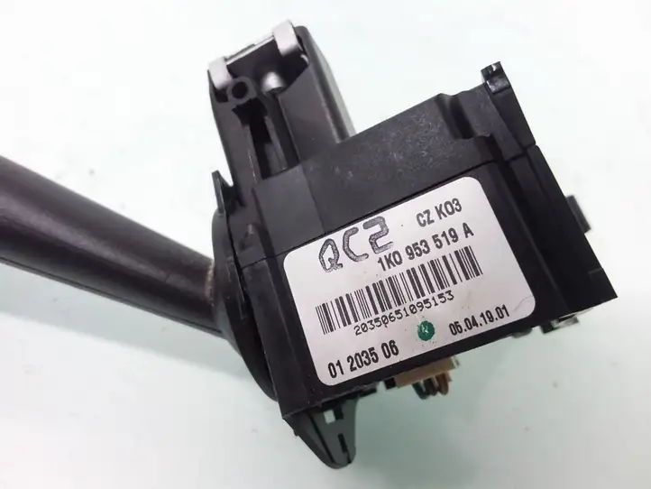 Skoda Octavia Mk2 (1Z) (2004 - 2013) 1K0953519A Переключатель стеклоочистителей — фото 4