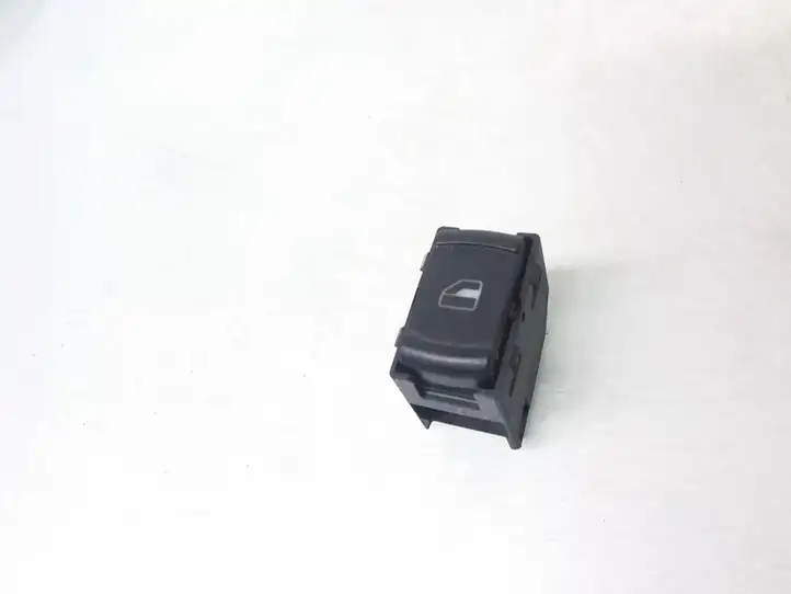 Skoda Octavia Mk1 (1U) (1996 - 2004) 3B0959855 Блок кнопок стеклоподъемников — фото 1