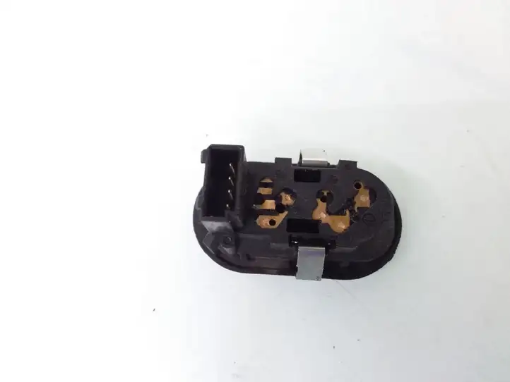 Opel Astra G (1998 - 2004) 90561388 Блок кнопок стеклоподъемников — фото 2