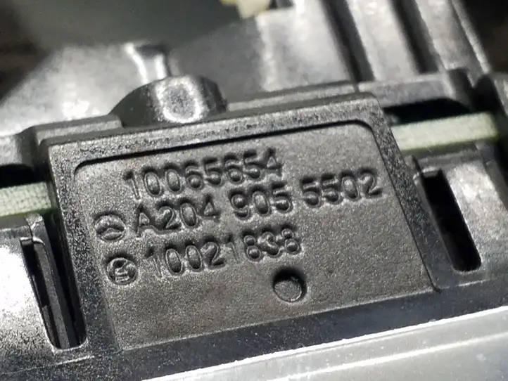 Mercedes-Benz E A207 (2010 - 2017) A2049055502 Кнопка стеклоподъемников — фото 5