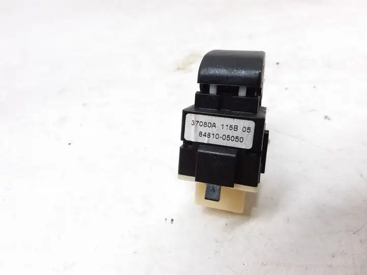 Toyota Avensis T250 (2003 - 2006) 8481005050 Блок кнопок стеклоподъемников — фото 3