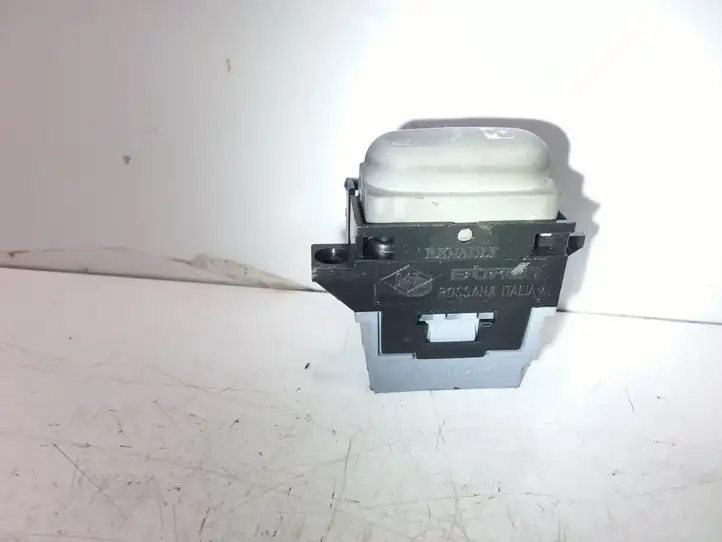 Renault Scenic I (1996 - 2003) 7700433115 Кнопка стеклоподъемников — фото 2