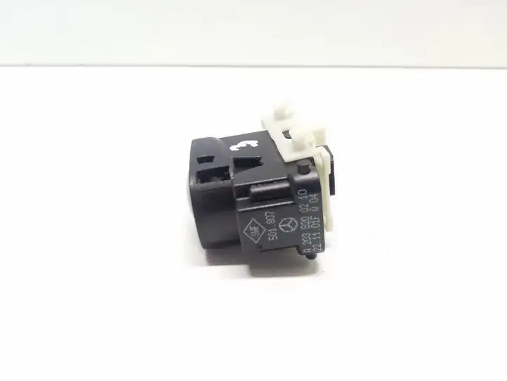 Mercedes-Benz C W203 (2000 - 2007) A2038200210 Блок кнопок стеклоподъемников — фото 2