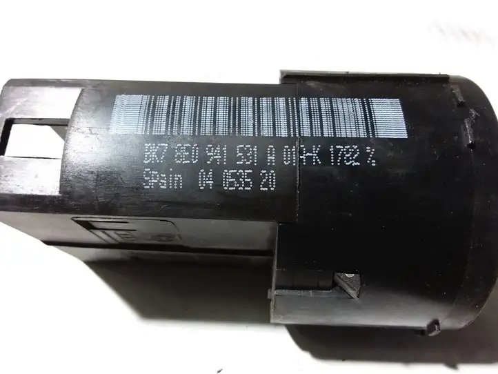 Audi A4 S4 B6 8E 8H (2000 - 2006) 8E0941531A Включатель фонарей — фото 3