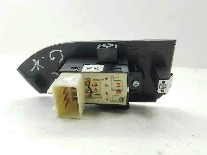 Chevrolet Captiva (2006 - 2011) 201003485 Кнопка стеклоподъемников — фото 4