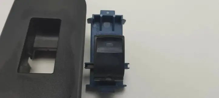 Toyota Verso (2012 - 2015) 8481005070 Кнопка стеклоподъемников — фото 5