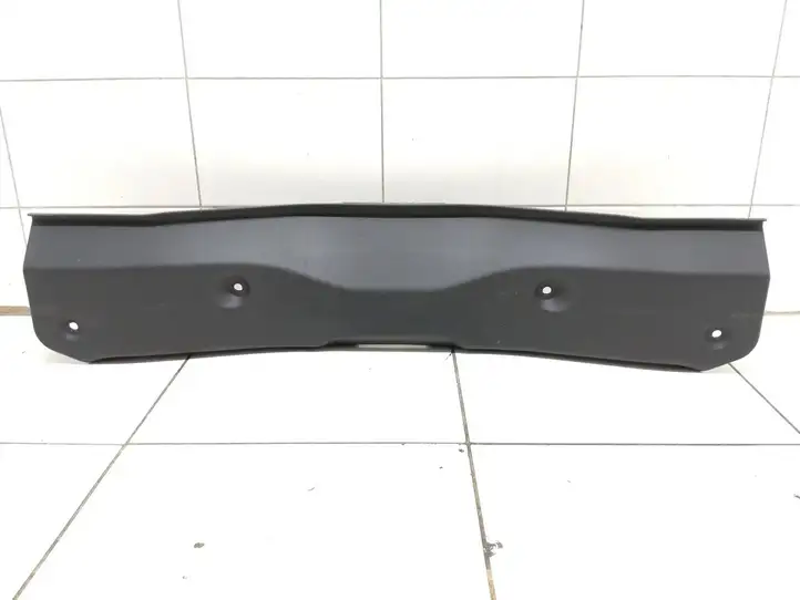 Ford Focus (2011 - 2015) BM51A40352ABW Отделка порога багажника — фото 1