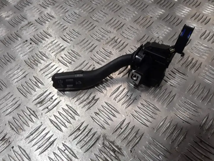 Audi A3/S3 8P (2004 - 2008) 8P0953519A Переключатель стеклоочистителей — фото 1