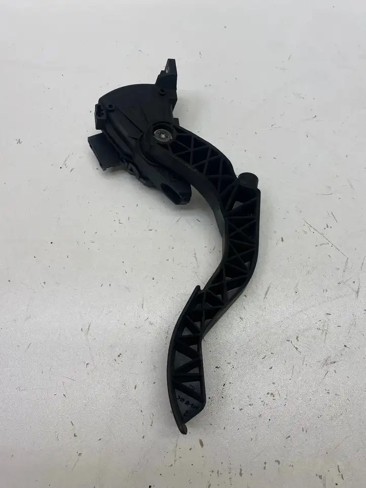 Volkswagen PASSAT B5.5 (2001 - 2005)  6PV00837603 Педаль акселератора