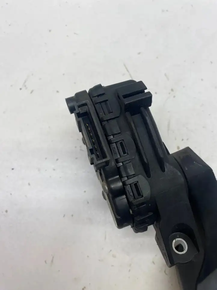 Volkswagen PASSAT B5.5 (2001 - 2005)  6PV00837603 Педаль акселератора