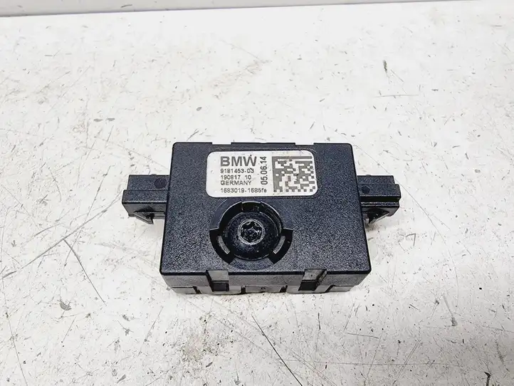 BMW 1 F20 F21 (2011 - 2019) 65209181453 Усилитель антенны — фото 1