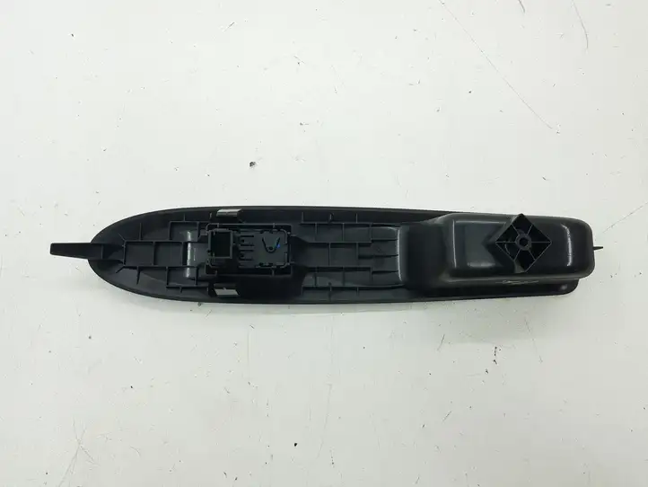 Citroen DS4 (2010 - 2016) 96657056ZD Кнопка стеклоподъемников — фото 7
