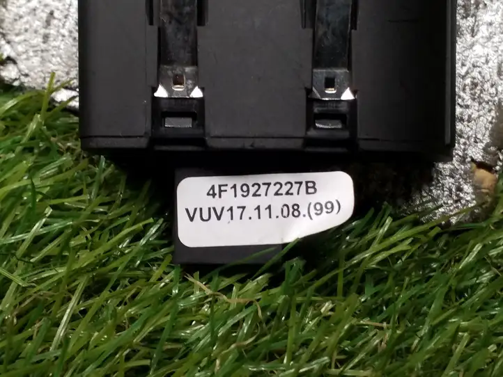 Audi A6 S6 C6 4F (2004 - 2008) 4F1927227B Другие включатели / ручки/ переключатели — фото 2