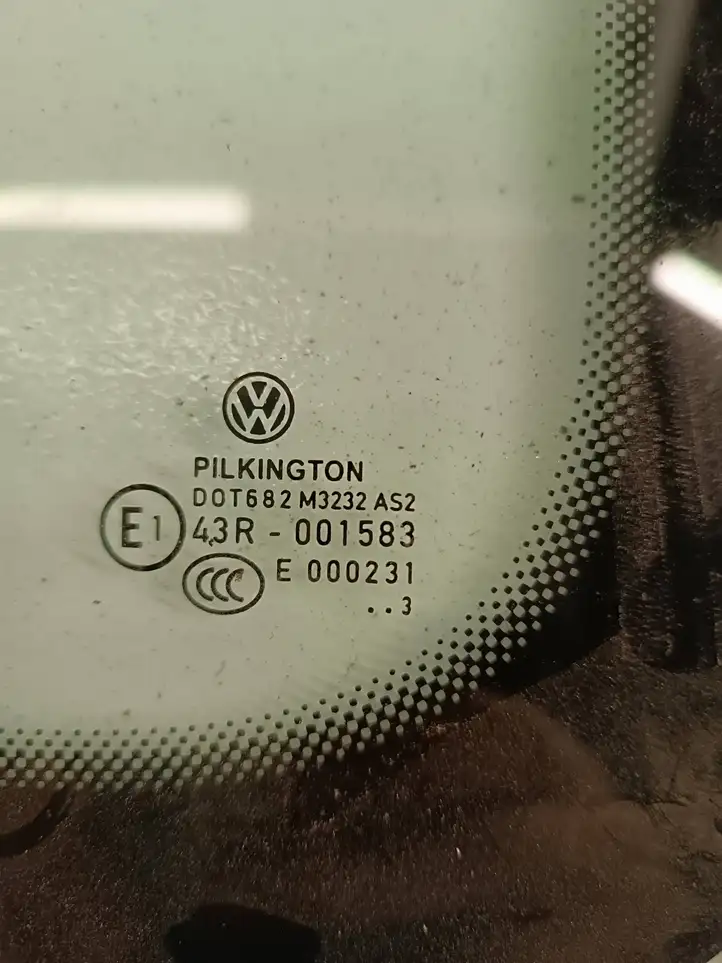 Volkswagen Caddy (2010 - 2015) 43R001583 Заднее боковое стекло — фото 3