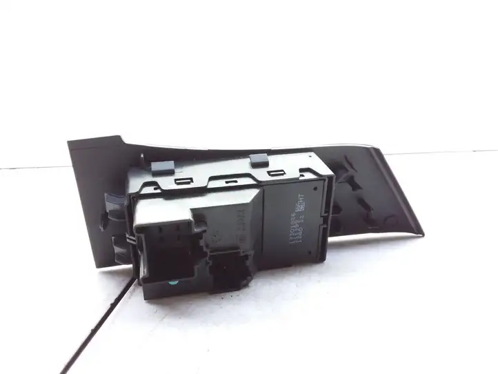 Opel Astra J (2009 - 2012) 13301886 Кнопка стеклоподъемников — фото 3