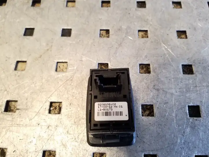 BMW 3 F30 F35 F31 (2012 - 2018) 9208108 Блок кнопок стеклоподъемников — фото 2
