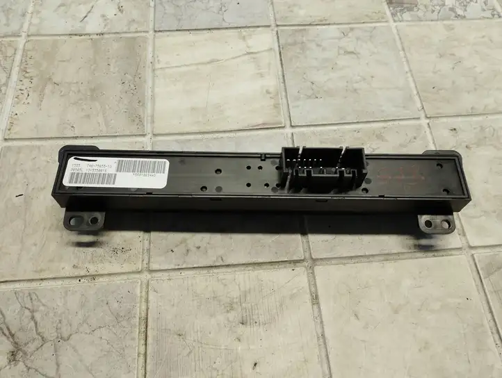 Jeep Grand Cherokee (WK) (2004 - 2010) 7467565513 Включатель обогрева — фото 6