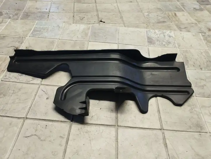 Toyota Corolla Verso AR10 (2004 - 2009) 532850F040 Дефлектор воздуха — фото 1