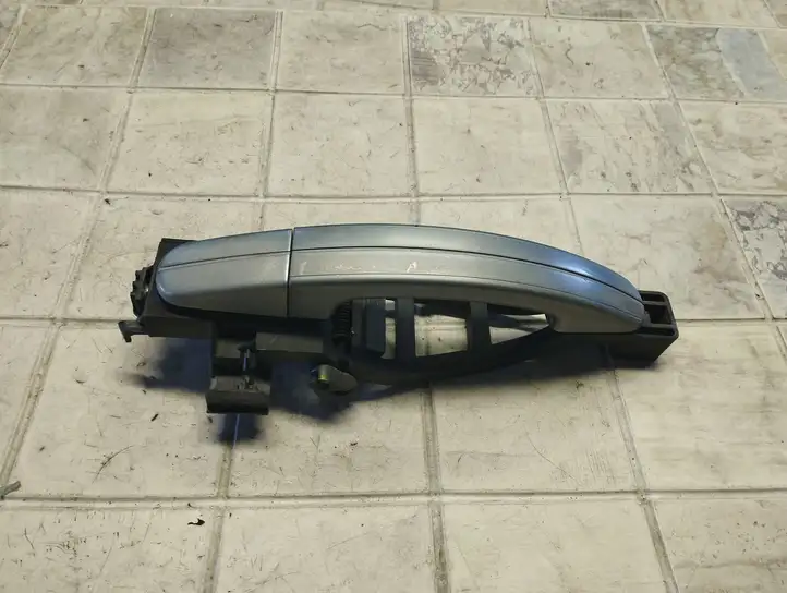 Ford Focus C-MAX (2003 - 2010) 3M51R26B23AA Наружная ручка задней двери — фото 6