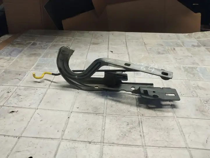 Peugeot 3008 I (2008 - 2015)  9666842780 Петля (петли) капота