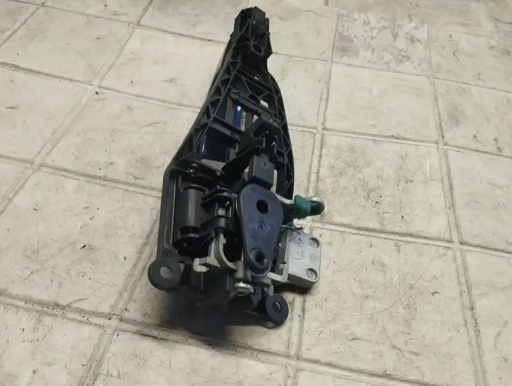 Opel Zafira B (2008 - 2014) 366051399 Наружная ручка двери — фото 4