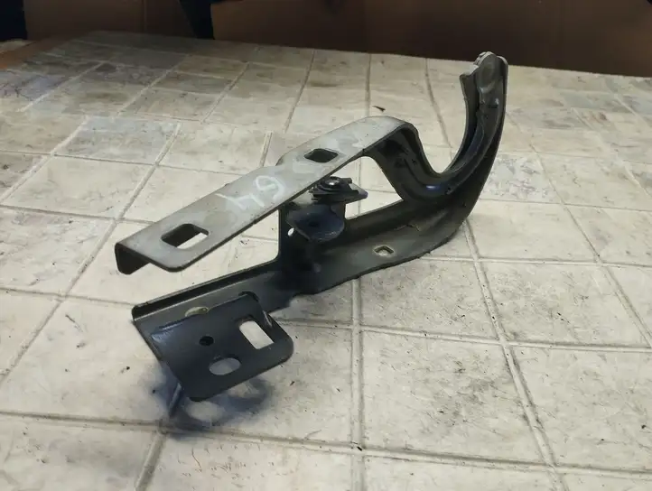 Peugeot 3008 I (2008 - 2015) 9682598980 Петли капота — фото 1