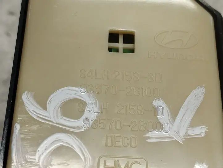 Hyundai Santa Fe (2000 - 2005) 9357026100 Кнопка стеклоподъемников — фото 2