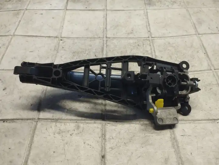 Opel Zafira B (2008 - 2014) 24463525 Наружная ручка двери — фото 2