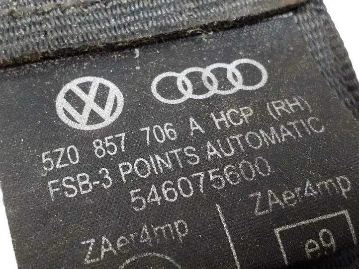 Volkswagen Fox (2005 - 2009) 5Z0857706A Задний ремень безопасности — фото 4