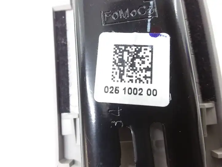 Ford Ecosport (2013 - 2018) 025100200 Передний ремень безопасности — фото 2
