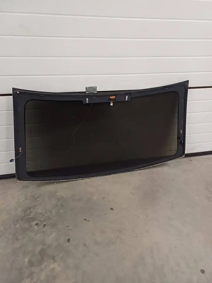 BMW 2 F22 F23 (2013 - 2017) 43R011108 Заднее боковое стекло — фото 2