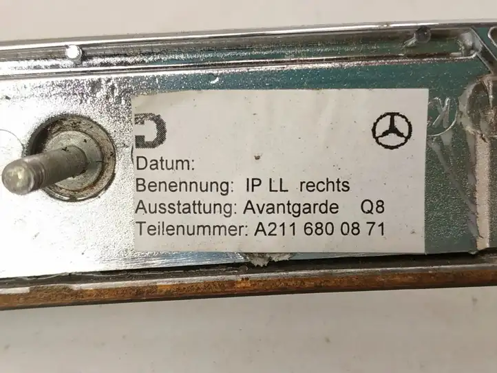 Mercedes-Benz E W211 (2002 - 2009) Отделка внутренней панели салона — фото 8