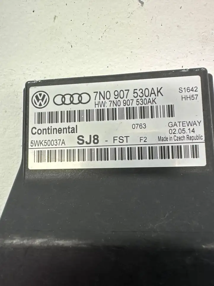 Volkswagen Caddy (2010 - 2015) 7N0907530AK Модуль Gateway — фото 3