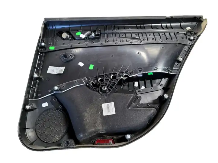 Skoda Superb B8 (3V) (2015 - 2023) 3V9867023 Обшивка задней двери — фото 5