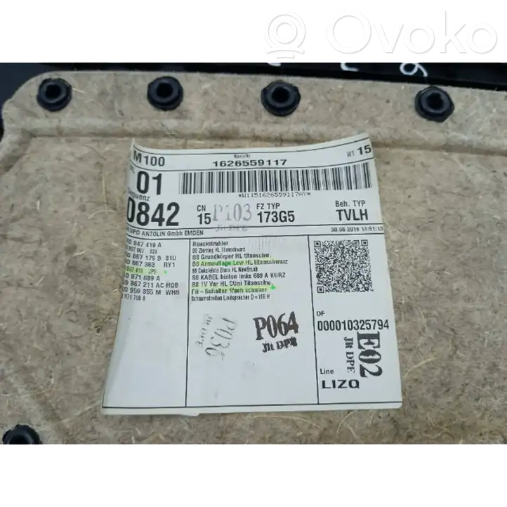 Volkswagen PASSAT B8 (2015 - ) 3G5867211 Обшивка задней двери — фото 9