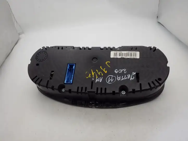 Volkswagen Jetta VI (2011 - 2018)  5C6920950D Спидометр (приборный щиток)