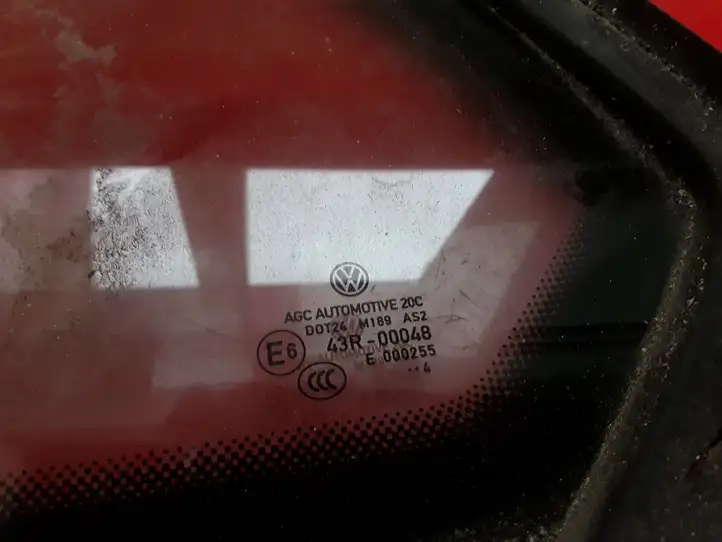 Volkswagen Golf VII (2013 - 2019) 43R00048 Заднее боковое стекло — фото 3