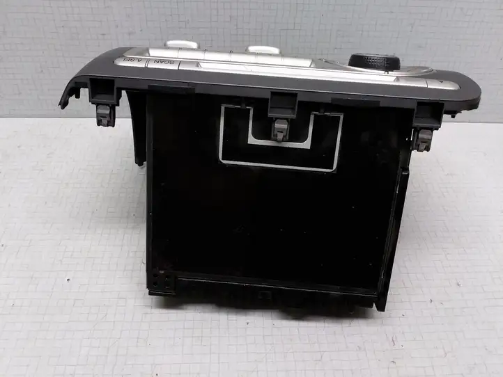 Honda Jazz (2004 - 2008) 39100SAAG413N5 Магнитола / мультимедийная система — фото 2