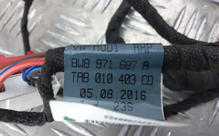 Audi A4 S4 B9 (2015 - 2019) 8W0971687A Проводка задней двери — фото 2