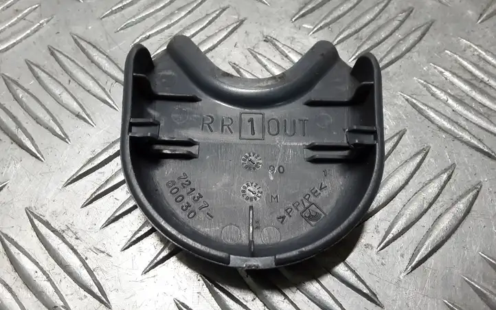 Toyota Land Cruiser (HDJ90) (1996 - 2002) 7213760030 Прочие детали салона — фото 4