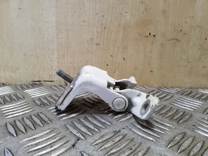 Mazda 6 (2009 - 2012) Верхняя петля задней двери — фото 2