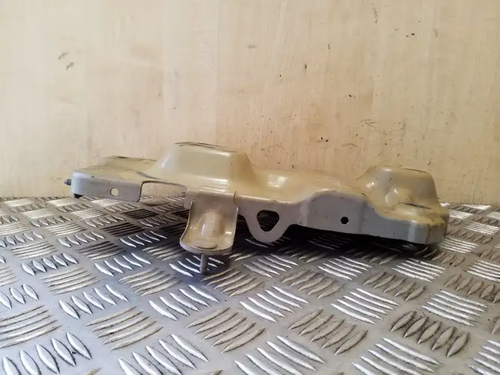Opel Antara (2006 - 2011) Площадка аккумулятора — фото 4