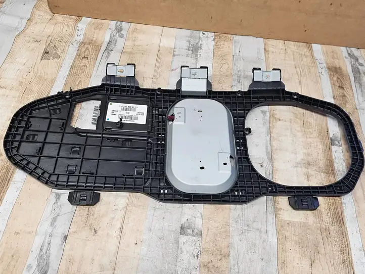 Mercedes-Benz R W251 (2005 - 2013) A2518202275 Усилитель антенны — фото 4